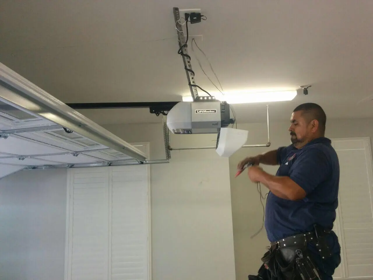 garage door opener repair Hampton